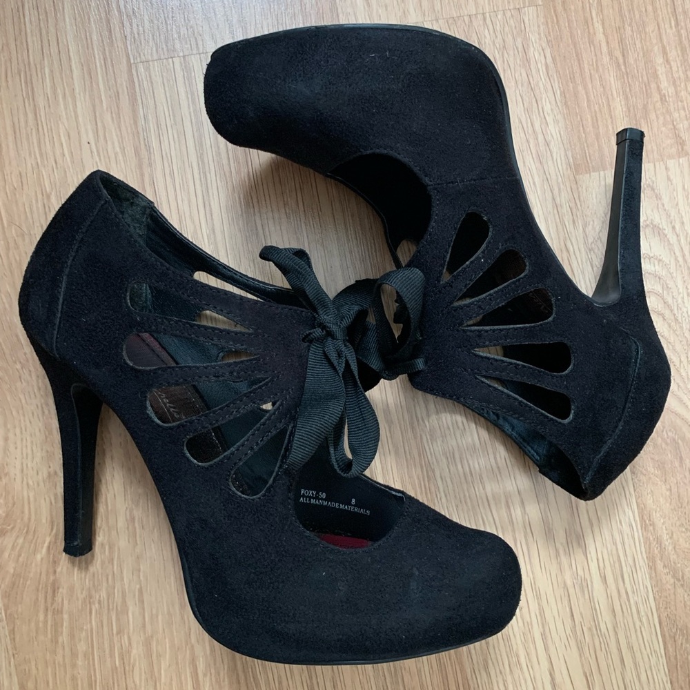 Anne Michelle black lace up heeled pumps